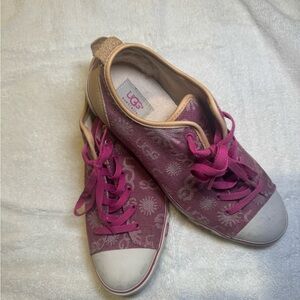 UGG Sneakers